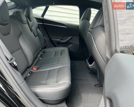 Черный Тесла Модель С, объемом двигателя 0 л и пробегом 4 тыс. км за 52500 $, фото 21 на Automoto.ua