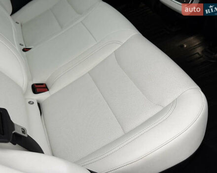 Черный Тесла Модель С, объемом двигателя 0 л и пробегом 1 тыс. км за 49600 $, фото 51 на Automoto.ua