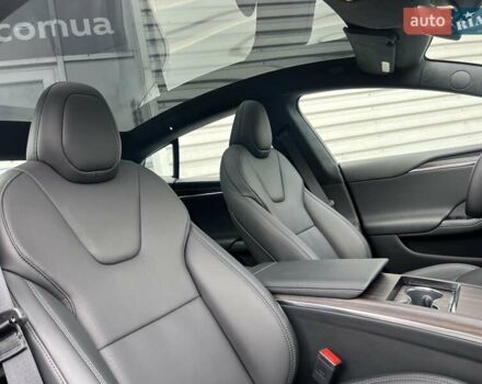 Черный Тесла Модель С, объемом двигателя 0 л и пробегом 4 тыс. км за 52500 $, фото 23 на Automoto.ua