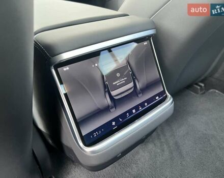 Черный Тесла Модель С, объемом двигателя 0 л и пробегом 4 тыс. км за 52500 $, фото 20 на Automoto.ua