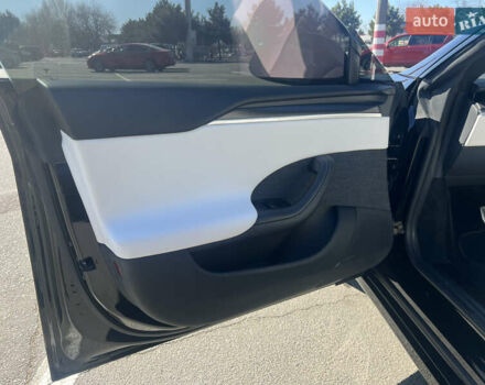 Чорний Тесла Модель С, об'ємом двигуна 0 л та пробігом 21 тис. км за 48000 $, фото 12 на Automoto.ua