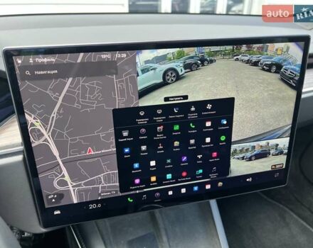 Черный Тесла Модель С, объемом двигателя 0 л и пробегом 4 тыс. км за 52500 $, фото 40 на Automoto.ua