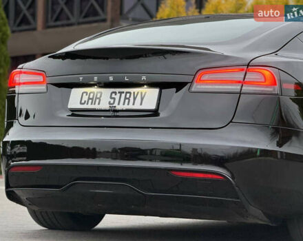 Черный Тесла Модель С, объемом двигателя 0 л и пробегом 1 тыс. км за 48600 $, фото 38 на Automoto.ua