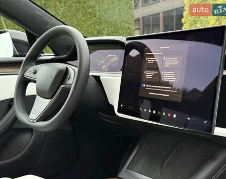 Черный Тесла Модель С, объемом двигателя 0 л и пробегом 1 тыс. км за 49600 $, фото 47 на Automoto.ua