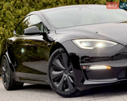 Черный Тесла Модель С, объемом двигателя 0 л и пробегом 1 тыс. км за 49600 $, фото 21 на Automoto.ua