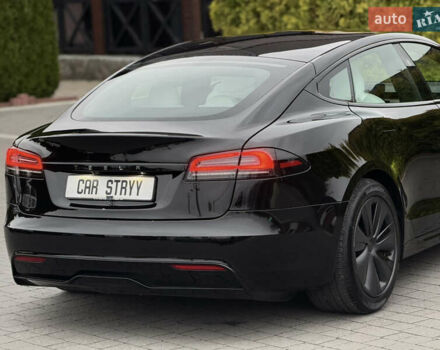 Черный Тесла Модель С, объемом двигателя 0 л и пробегом 1 тыс. км за 49600 $, фото 34 на Automoto.ua