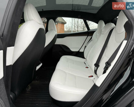 Черный Тесла Модель С, объемом двигателя 0 л и пробегом 1 тыс. км за 49600 $, фото 63 на Automoto.ua