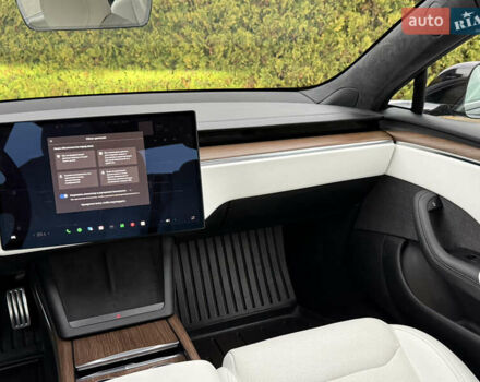 Черный Тесла Модель С, объемом двигателя 0 л и пробегом 1 тыс. км за 49600 $, фото 57 на Automoto.ua