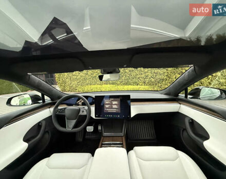 Черный Тесла Модель С, объемом двигателя 0 л и пробегом 1 тыс. км за 49600 $, фото 4 на Automoto.ua