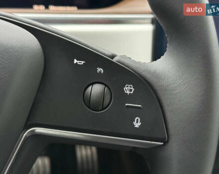 Черный Тесла Модель С, объемом двигателя 0 л и пробегом 1 тыс. км за 48600 $, фото 50 на Automoto.ua