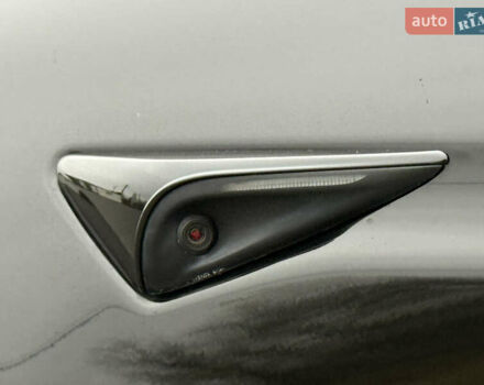 Черный Тесла Модель С, объемом двигателя 0 л и пробегом 1 тыс. км за 49600 $, фото 32 на Automoto.ua