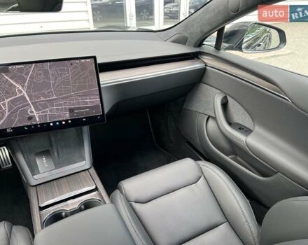 Черный Тесла Модель С, объемом двигателя 0 л и пробегом 4 тыс. км за 53900 $, фото 14 на Automoto.ua
