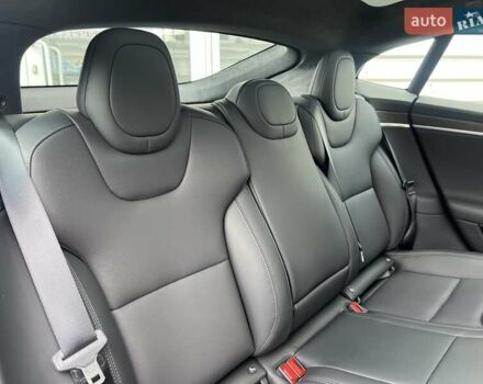 Черный Тесла Модель С, объемом двигателя 0 л и пробегом 4 тыс. км за 52500 $, фото 23 на Automoto.ua