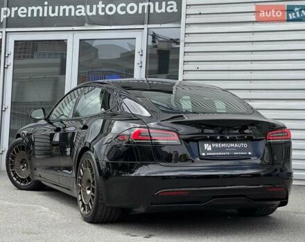 Черный Тесла Модель С, объемом двигателя 0 л и пробегом 4 тыс. км за 52500 $, фото 7 на Automoto.ua