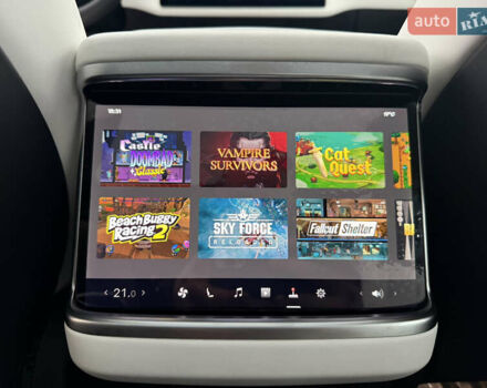 Черный Тесла Модель С, объемом двигателя 0 л и пробегом 1 тыс. км за 49600 $, фото 54 на Automoto.ua