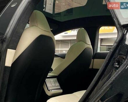 Чорний Тесла Модель С, об'ємом двигуна 0 л та пробігом 142 тис. км за 45999 $, фото 16 на Automoto.ua