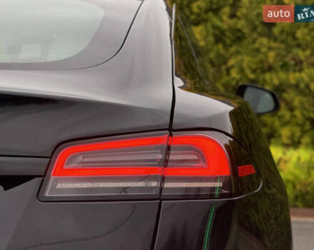 Черный Тесла Модель С, объемом двигателя 0 л и пробегом 1 тыс. км за 48600 $, фото 36 на Automoto.ua