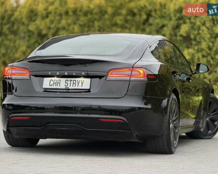 Черный Тесла Модель С, объемом двигателя 0 л и пробегом 1 тыс. км за 49600 $, фото 2 на Automoto.ua