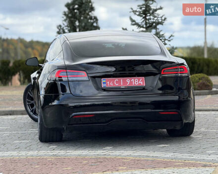 Черный Тесла Модель С, объемом двигателя 0 л и пробегом 25 тыс. км за 42999 $, фото 27 на Automoto.ua