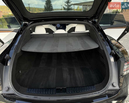 Черный Тесла Модель С, объемом двигателя 0 л и пробегом 25 тыс. км за 42999 $, фото 71 на Automoto.ua