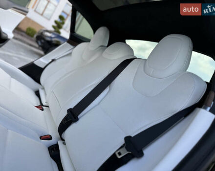 Чорний Тесла Модель С, об'ємом двигуна 0 л та пробігом 25 тис. км за 42500 $, фото 90 на Automoto.ua