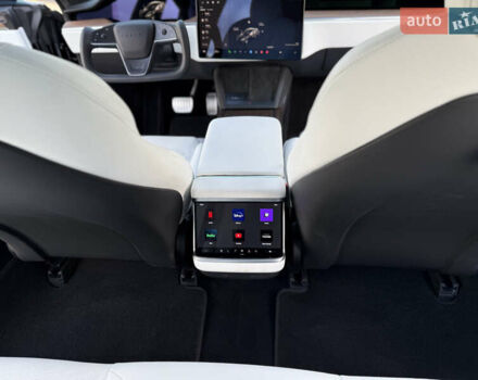 Черный Тесла Модель С, объемом двигателя 0 л и пробегом 25 тыс. км за 43999 $, фото 99 на Automoto.ua