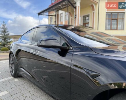 Черный Тесла Модель С, объемом двигателя 0 л и пробегом 25 тыс. км за 43999 $, фото 15 на Automoto.ua