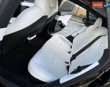 Черный Тесла Модель С, объемом двигателя 0 л и пробегом 25 тыс. км за 42999 $, фото 94 на Automoto.ua