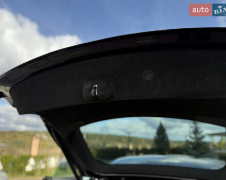 Черный Тесла Модель С, объемом двигателя 0 л и пробегом 25 тыс. км за 42999 $, фото 70 на Automoto.ua