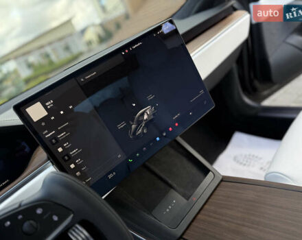 Черный Тесла Модель С, объемом двигателя 0 л и пробегом 25 тыс. км за 42999 $, фото 74 на Automoto.ua