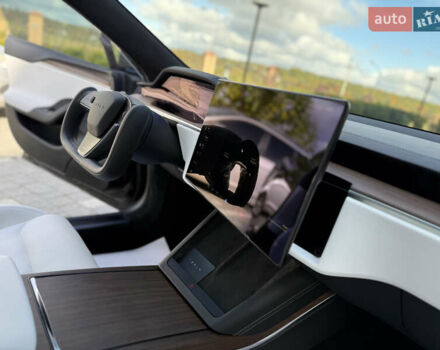 Черный Тесла Модель С, объемом двигателя 0 л и пробегом 25 тыс. км за 42999 $, фото 95 на Automoto.ua