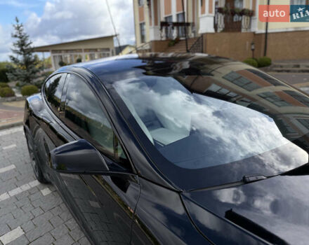 Черный Тесла Модель С, объемом двигателя 0 л и пробегом 25 тыс. км за 43999 $, фото 31 на Automoto.ua