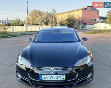 Черный Тесла Модель С, объемом двигателя 0 л и пробегом 225 тыс. км за 11500 $, фото 1 на Automoto.ua