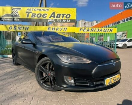 Черный Тесла Модель С, объемом двигателя 0 л и пробегом 150 тыс. км за 14100 $, фото 1 на Automoto.ua