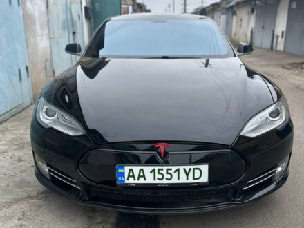 Черный Тесла Модель С, объемом двигателя 0 л и пробегом 139 тыс. км за 14000 $, фото 1 на Automoto.ua