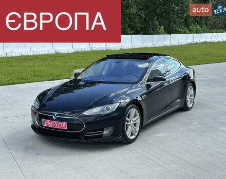 Черный Тесла Модель С, объемом двигателя 0 л и пробегом 190 тыс. км за 11999 $, фото 1 на Automoto.ua