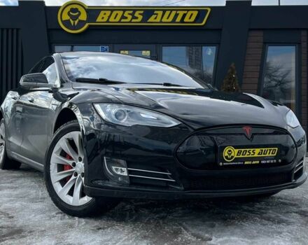 Черный Тесла Модель С, объемом двигателя 0 л и пробегом 300 тыс. км за 12400 $, фото 1 на Automoto.ua