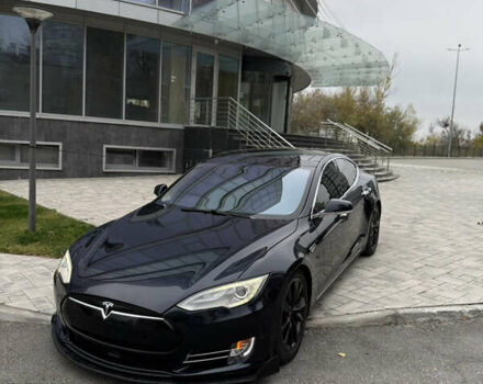 Черный Тесла Модель С, объемом двигателя 0 л и пробегом 260 тыс. км за 18000 $, фото 1 на Automoto.ua