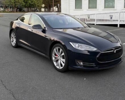 Чорний Тесла Модель С, об'ємом двигуна 0 л та пробігом 83 тис. км за 4000 $, фото 1 на Automoto.ua