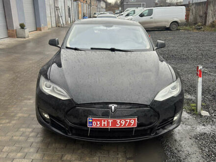 Черный Тесла Модель С, объемом двигателя 0 л и пробегом 250 тыс. км за 12800 $, фото 1 на Automoto.ua