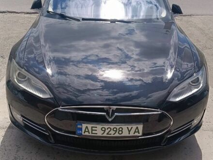 Черный Тесла Модель С, объемом двигателя 0 л и пробегом 124 тыс. км за 15000 $, фото 1 на Automoto.ua