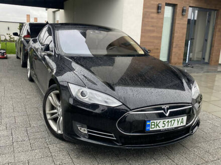 Черный Тесла Модель С, объемом двигателя 0 л и пробегом 215 тыс. км за 11700 $, фото 1 на Automoto.ua