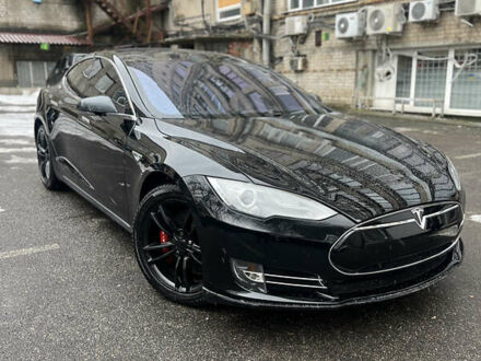 Черный Тесла Модель С, объемом двигателя 0 л и пробегом 171 тыс. км за 11999 $, фото 1 на Automoto.ua
