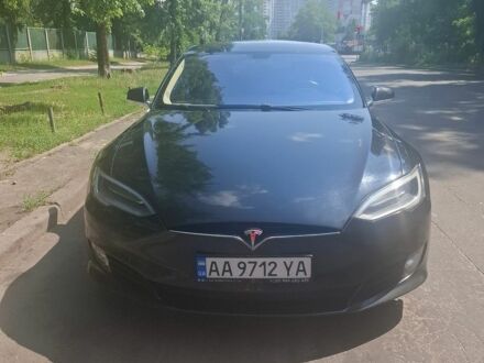 Черный Тесла Модель С, объемом двигателя 0 л и пробегом 397 тыс. км за 11500 $, фото 1 на Automoto.ua