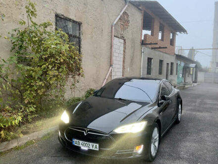 Чорний Тесла Модель С, об'ємом двигуна 0 л та пробігом 180 тис. км за 12000 $, фото 1 на Automoto.ua