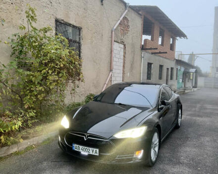 Черный Тесла Модель С, объемом двигателя 0 л и пробегом 180 тыс. км за 12000 $, фото 1 на Automoto.ua