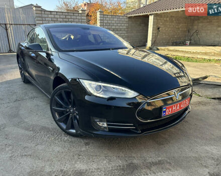 Черный Тесла Модель С, объемом двигателя 0 л и пробегом 103 тыс. км за 17500 $, фото 1 на Automoto.ua