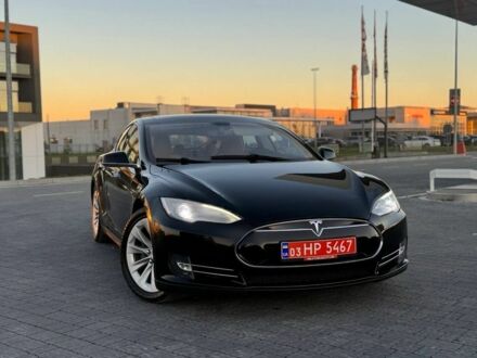 Черный Тесла Модель С, объемом двигателя 0 л и пробегом 190 тыс. км за 12700 $, фото 1 на Automoto.ua