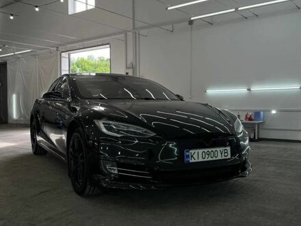 Черный Тесла Модель С, объемом двигателя 0 л и пробегом 290 тыс. км за 12800 $, фото 1 на Automoto.ua