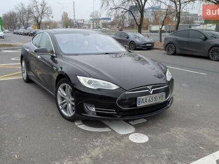 Черный Тесла Модель С, объемом двигателя 0 л и пробегом 230 тыс. км за 14200 $, фото 1 на Automoto.ua